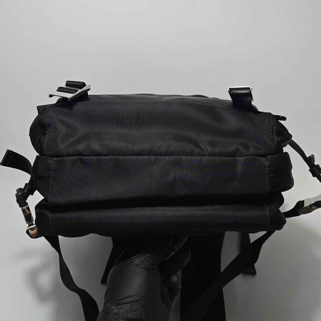 프라다 삼각로고 멀티포켓 백팩 상품이미지8