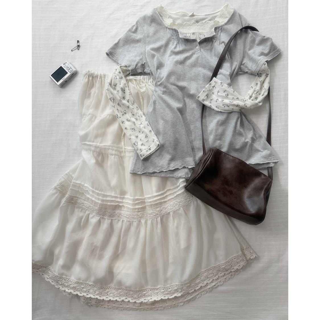 잔꽃 자수 레이스 버튼 넥 미사용 티어드 스커트 3pcs SET 상품이미지1