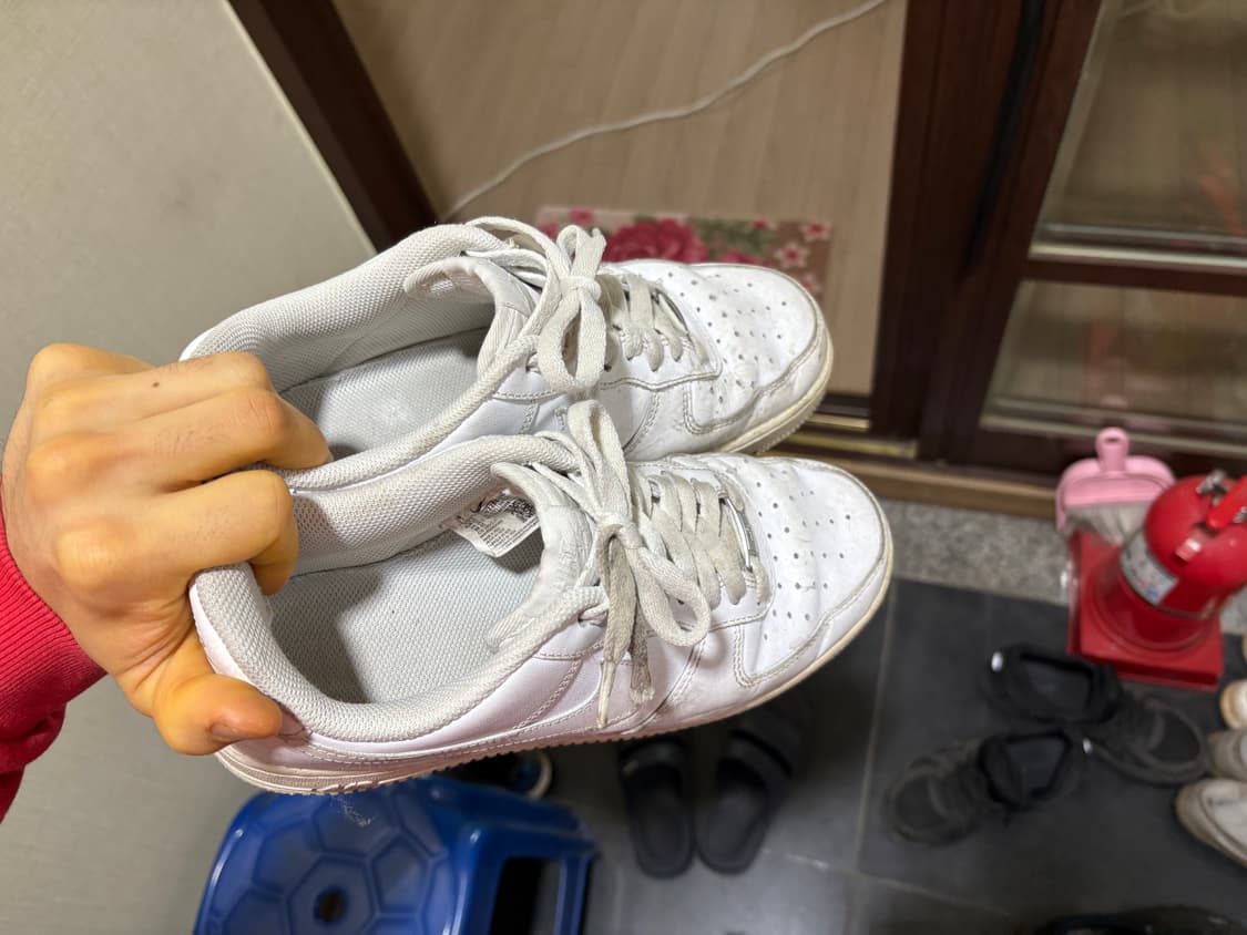 나이키 에어포스 270 상품이미지1