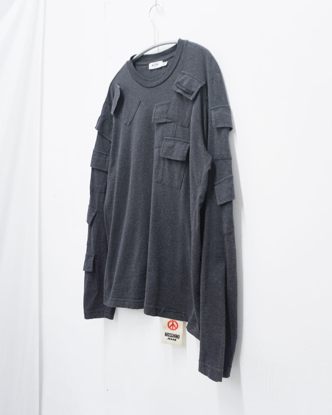 MOSCHINO multi-pocket long sleeve tee 상품이미지5