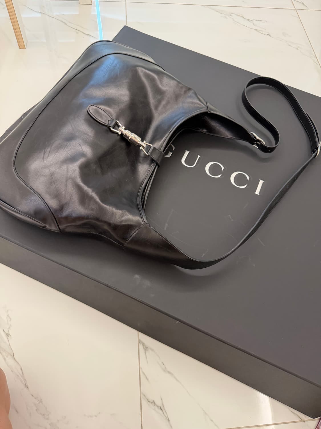 구찌 뎀나 재키 1961 라지 크로스백 스크레치버젼 상품이미지7