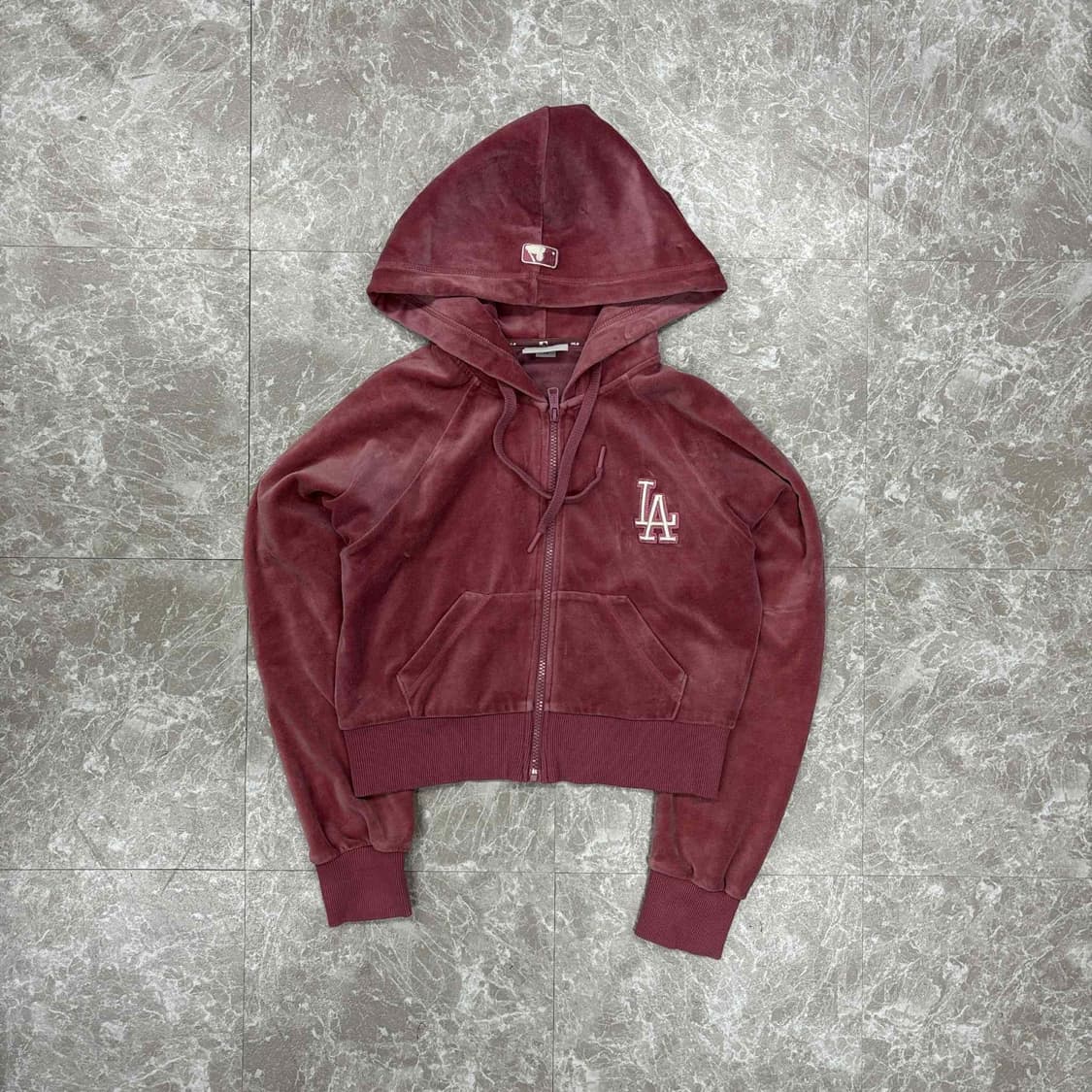 MLB 엠엘비 벨루어 벨벳 세미크롭 걸즈 후드집업 희귀져지(XS) 상품이미지2