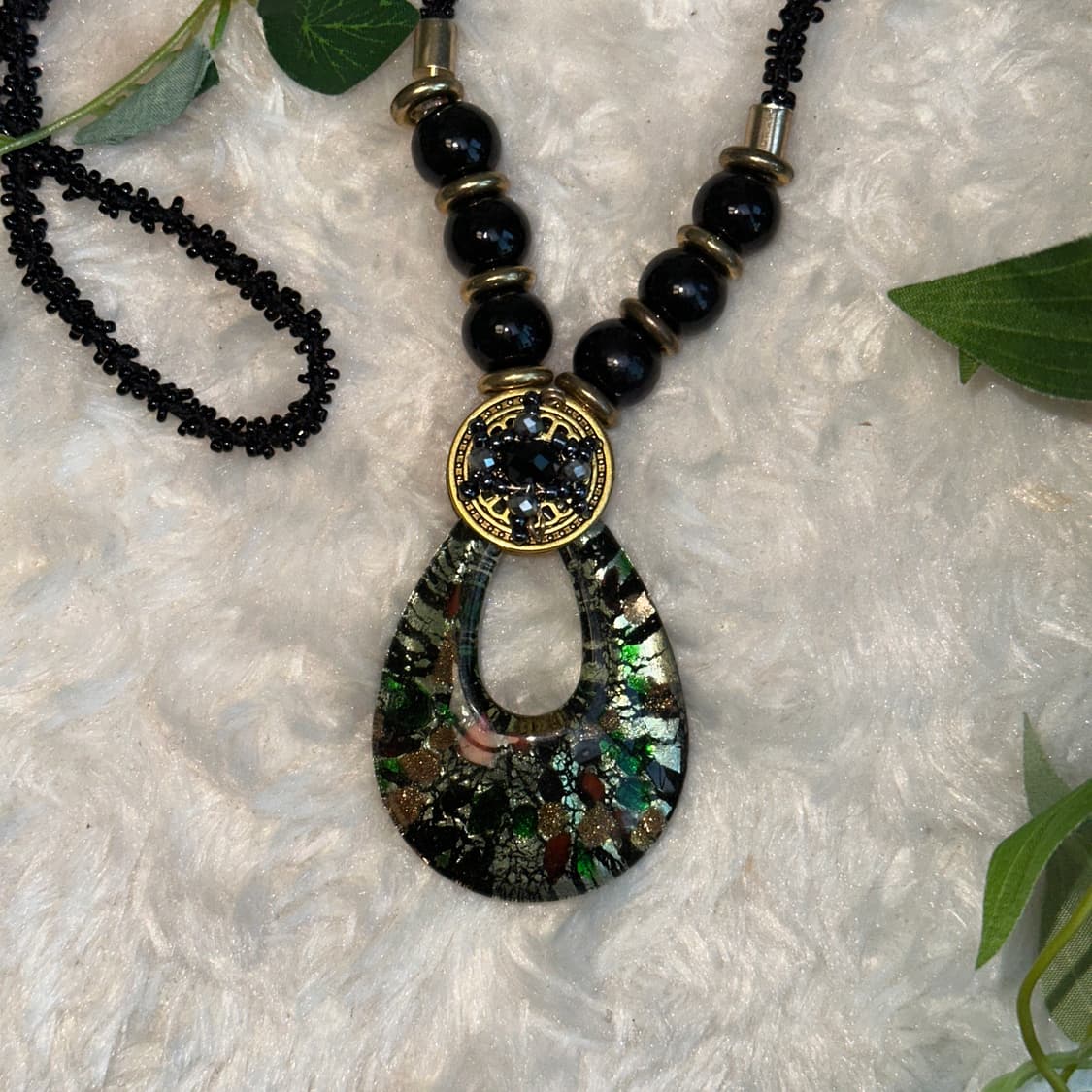 Khaki black oriental necklace  상품이미지2