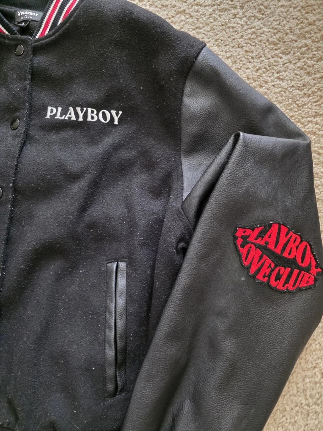 플레이보이 x 팩선 러브 클럽 레터맨 바시티 자켓 블랙 상품이미지3
