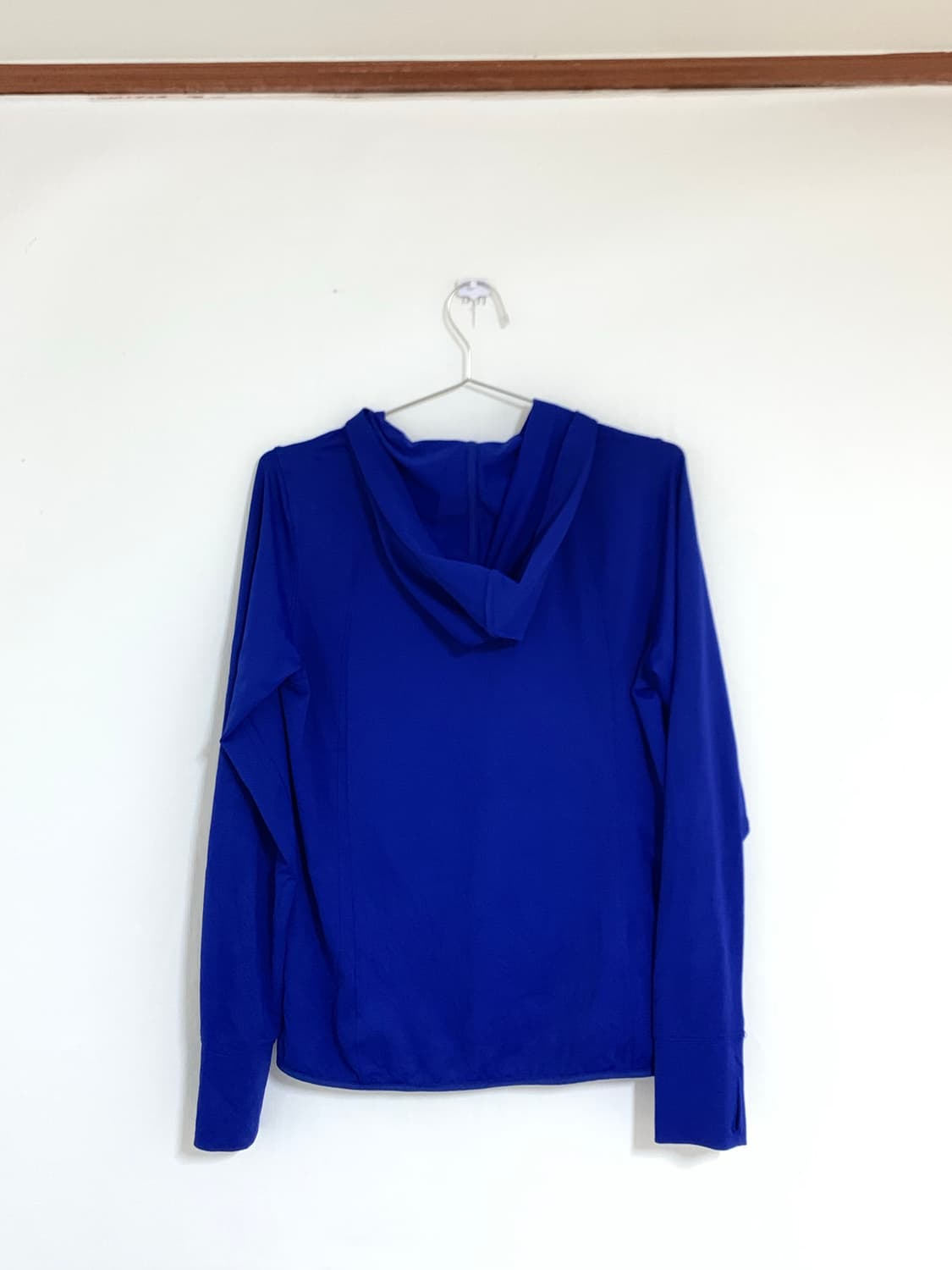 Uniqlo 에어리즘 Blue hood zip-up 상품이미지3