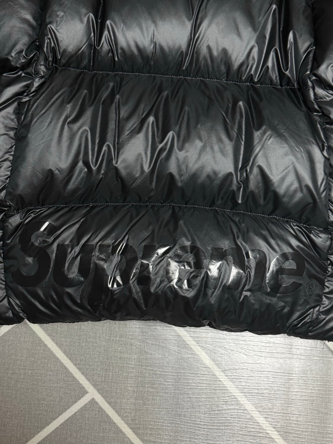 [M] 슈프림 페더웨이트 다운 푸퍼 자켓 블랙 23fw 상품이미지7