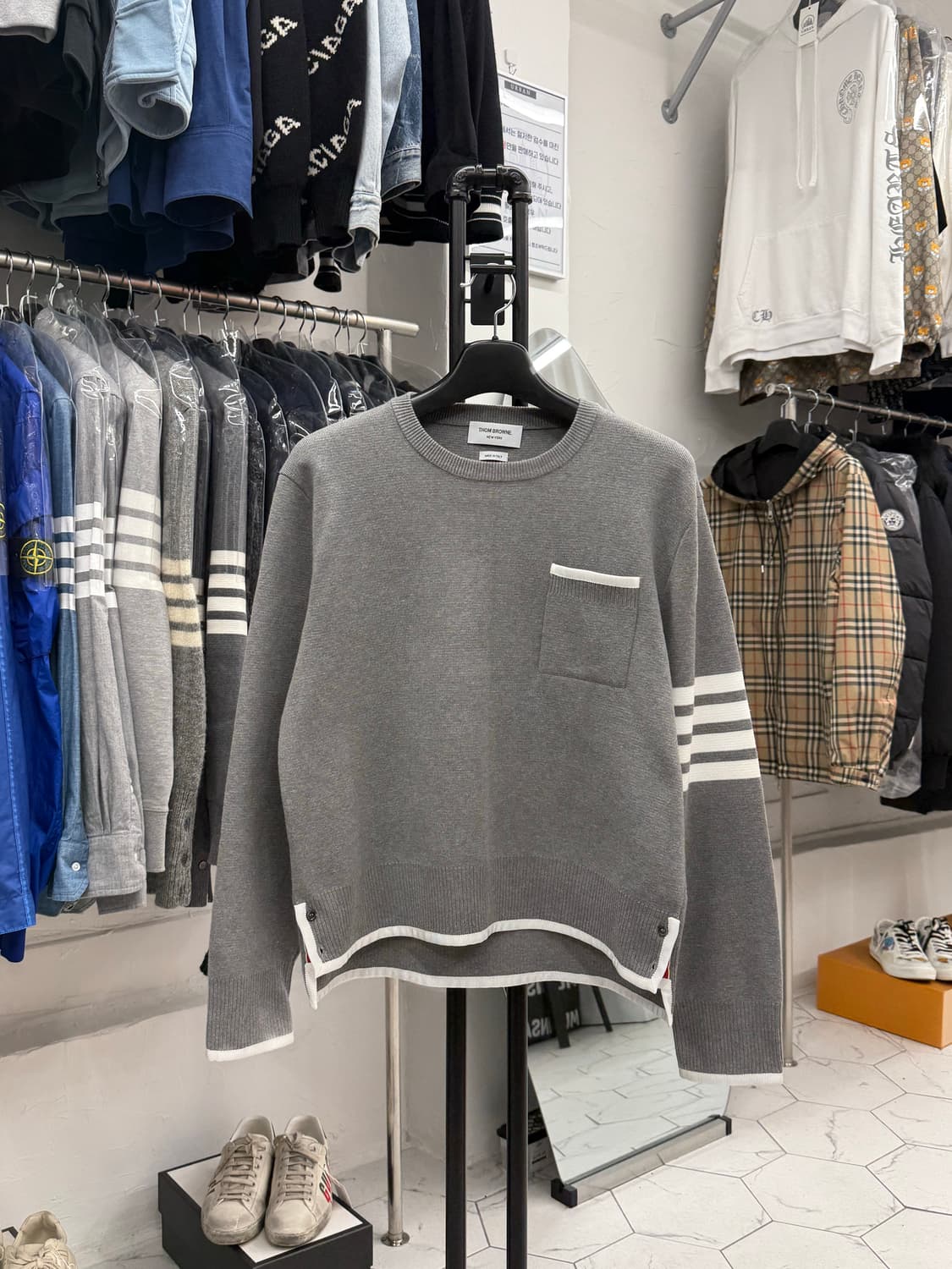 [4] 톰브라운 사선완장 밀라노스티치 포켓 니트 상품이미지1