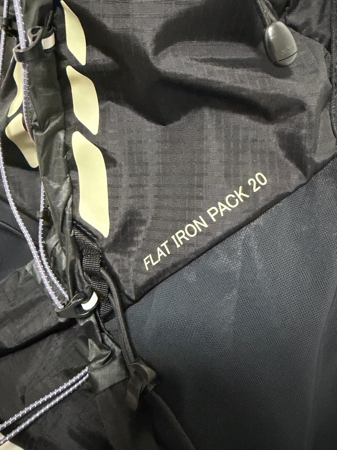 몽벨 FLAT IRON PACK 20 백팩 판매합니다. 상품이미지3