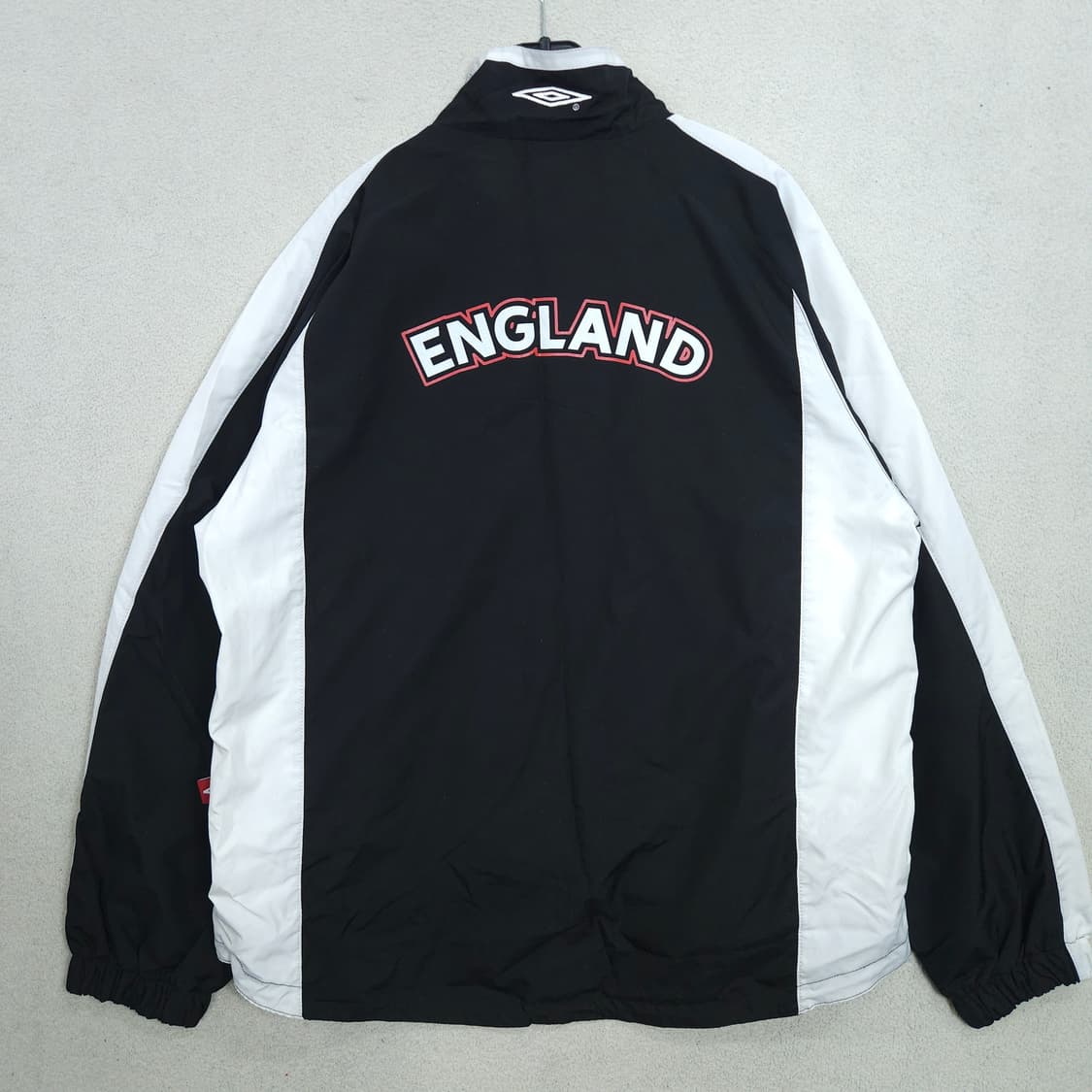 엄브로 잉글랜드 바람막이 100 상품이미지2