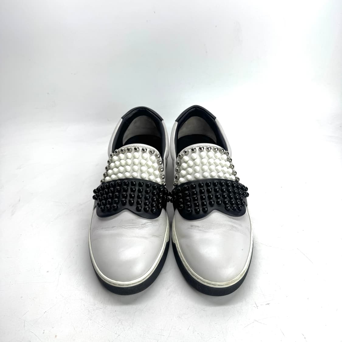 260) FENDI 펜디 칼리토 스터드 슬립온 스니커즈 상품이미지3