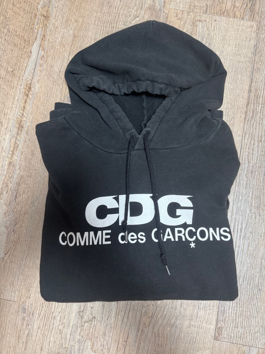 꼼데 후드티 상품이미지1