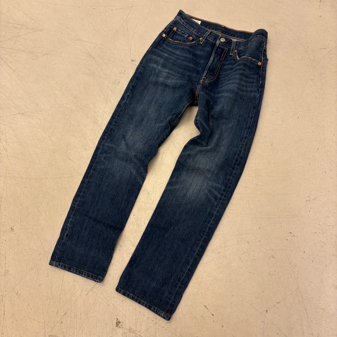 리바이스 501 프리미엄 중청 데님 팬츠 상품이미지3