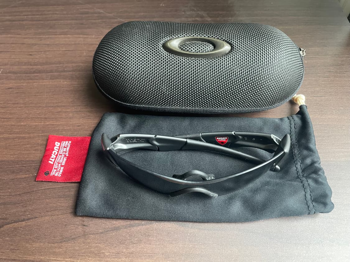 오클리 두카티 제로 한정판 선글라스 상품이미지4