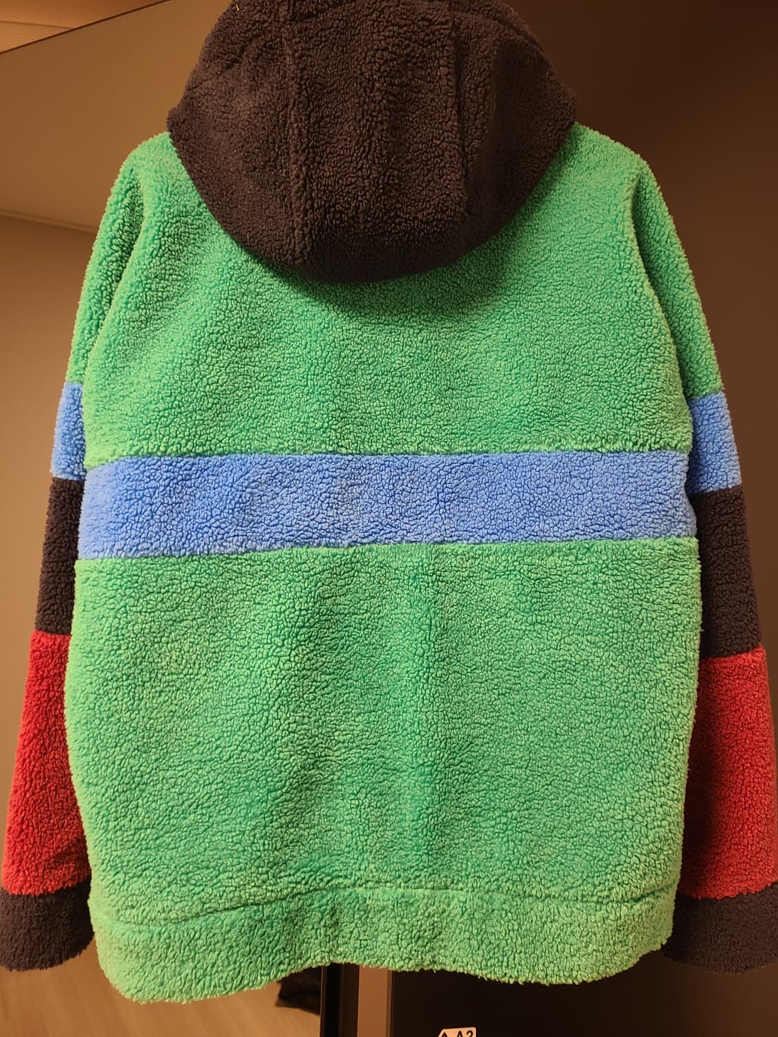 스파이더 멀티컬러 뽀글이 플리스 상품이미지2