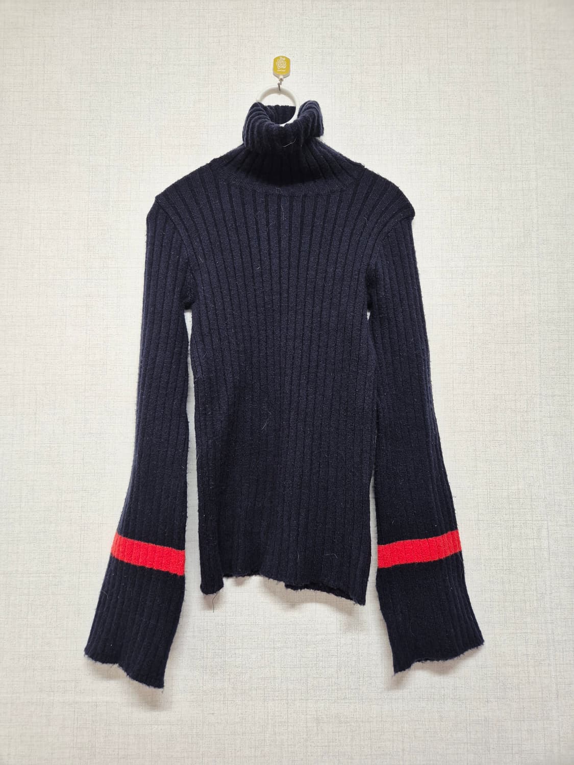 네이비 골지 터틀넥 니트 상품이미지1