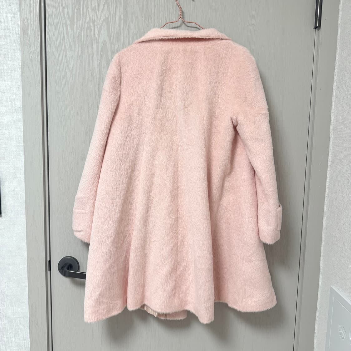 지고트 딸기우유 핑크 알파카 코트 상품이미지4