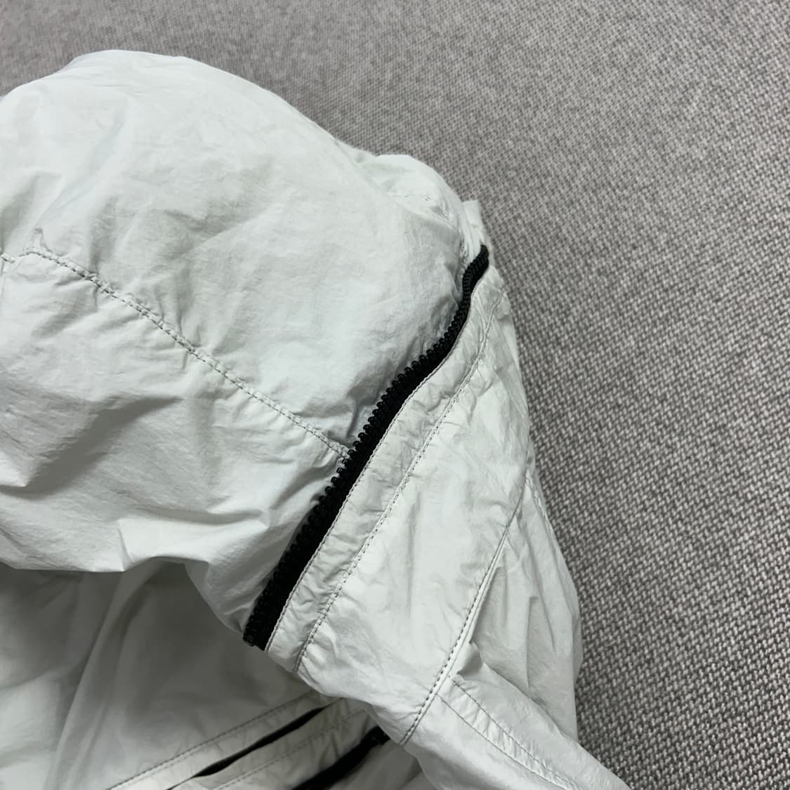 스톤아일랜드 가먼트다이 크링클랩스 후드자켓(M) 상품이미지9