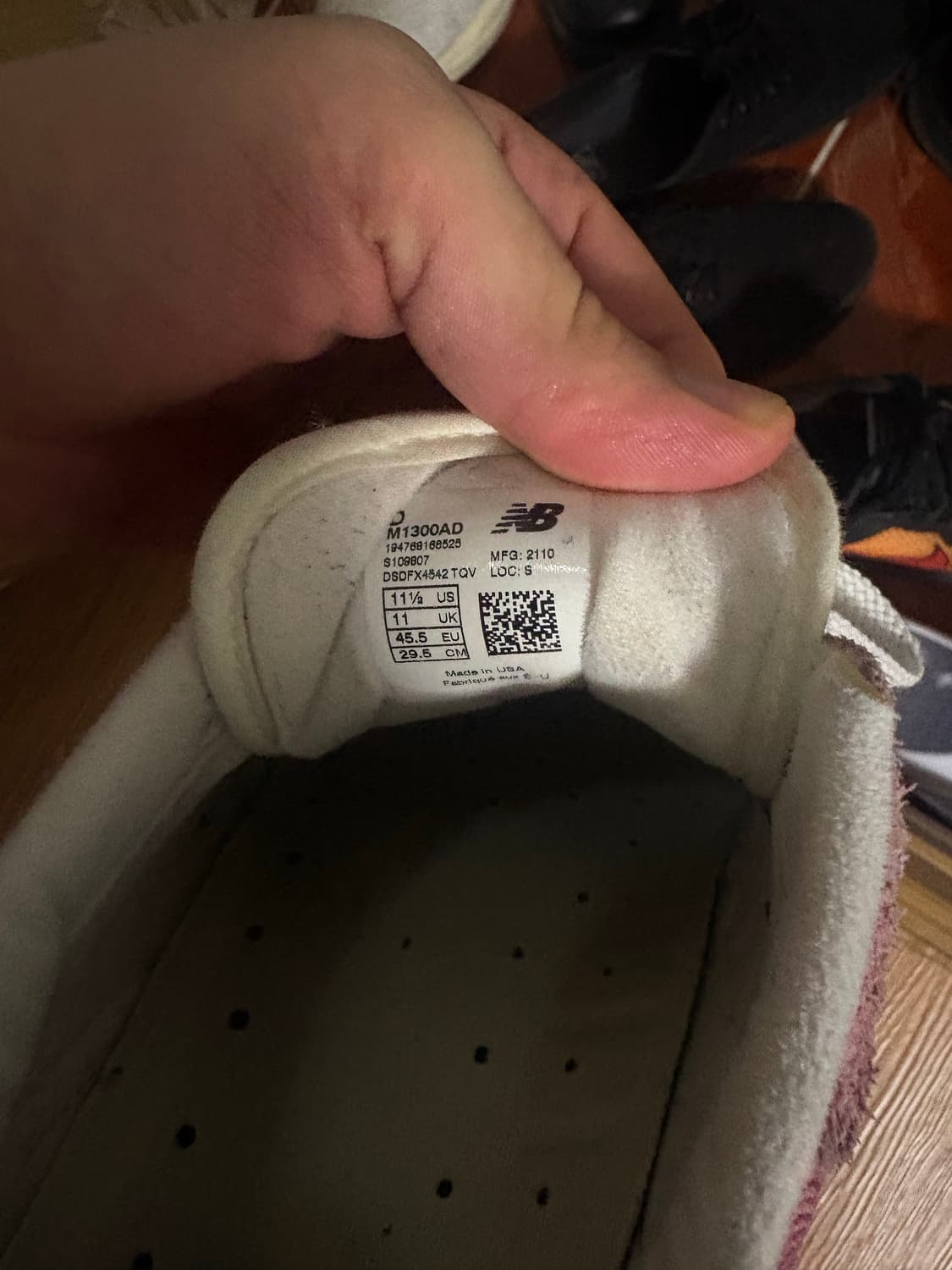 뉴발란스 에임레온도르 1300 295사이즈 상품이미지7