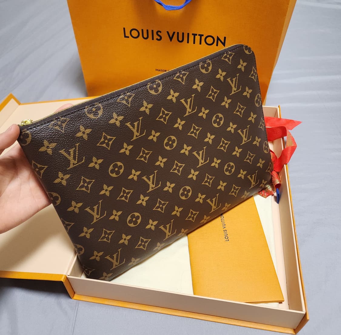 [새상품급]루이비통 에튀보야주 MM 클러치 브라운 상품이미지1