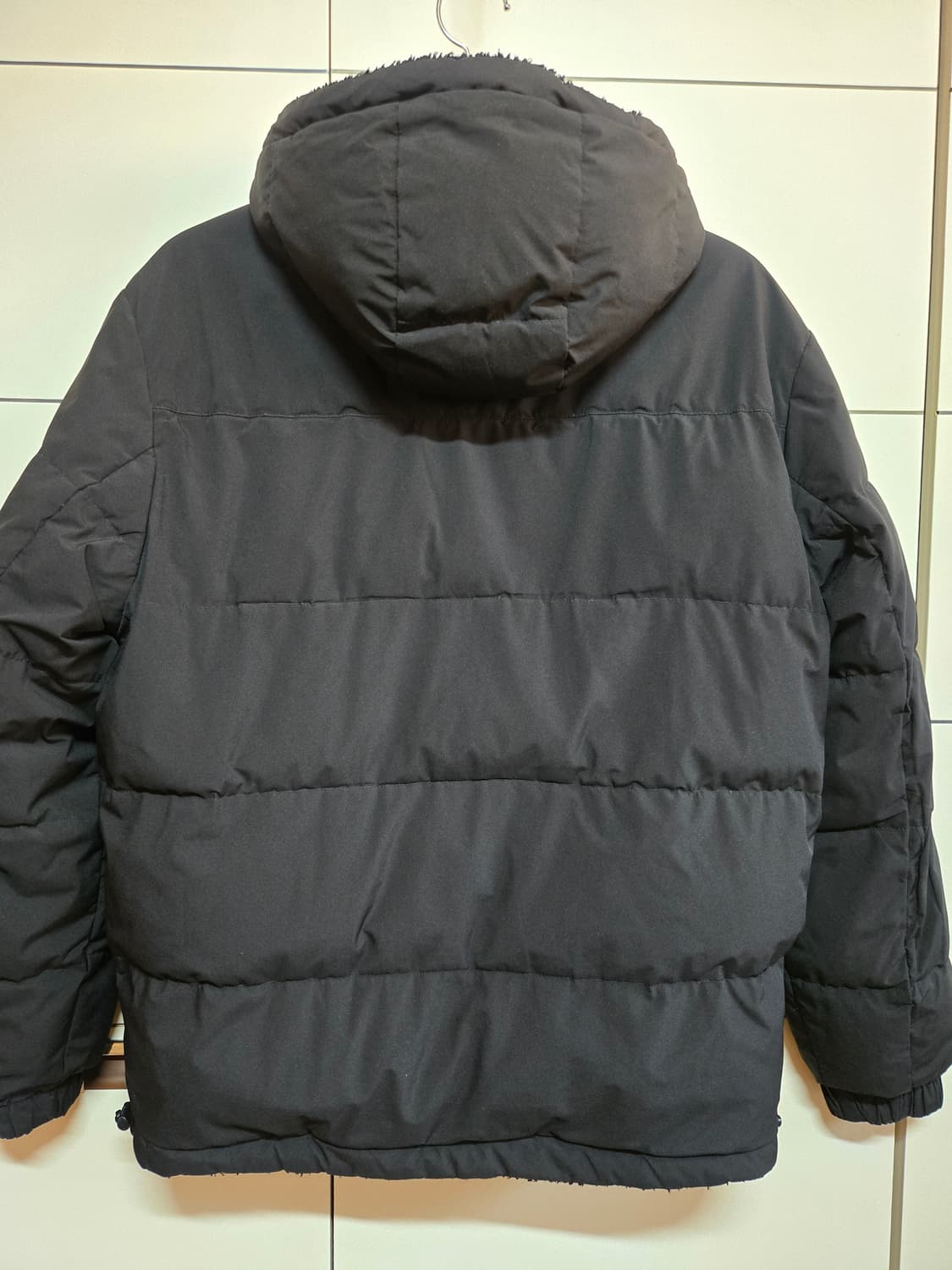 디스커버리 블랙 리버시블 구스다운 패딩 상품이미지3