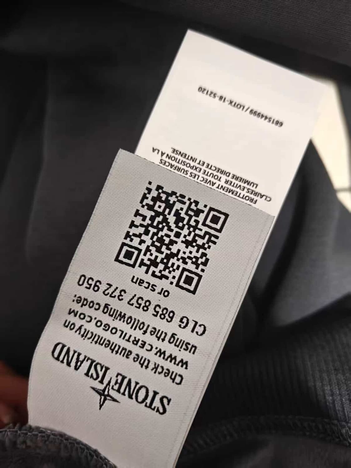 스톤아일랜드 후드집업 상품이미지3