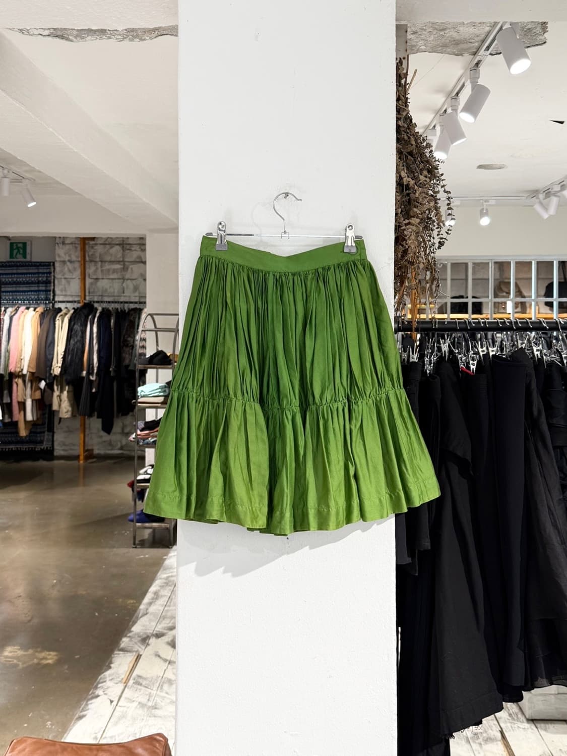 비비안웨스트우드 앵글로매니아 그린 티어드 개더 미디 스커트 상품이미지6