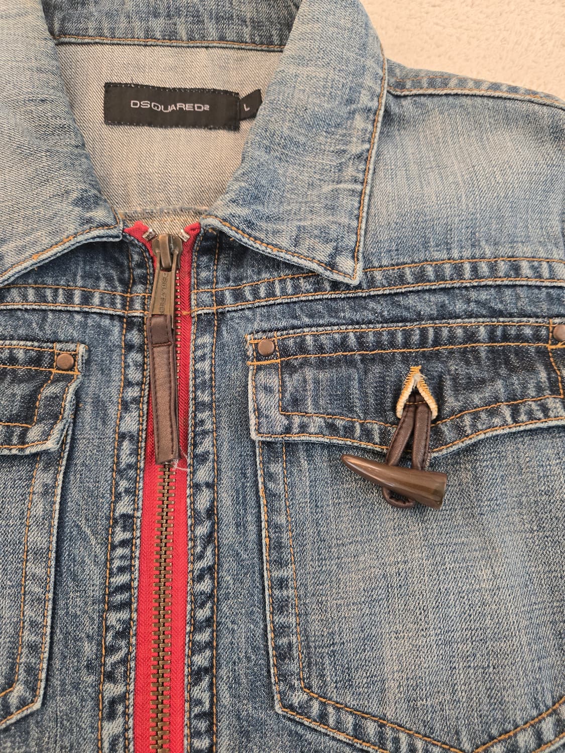 디스퀘어드 데님 자켓(연청) 소뿔 레드지퍼 L 상품이미지2