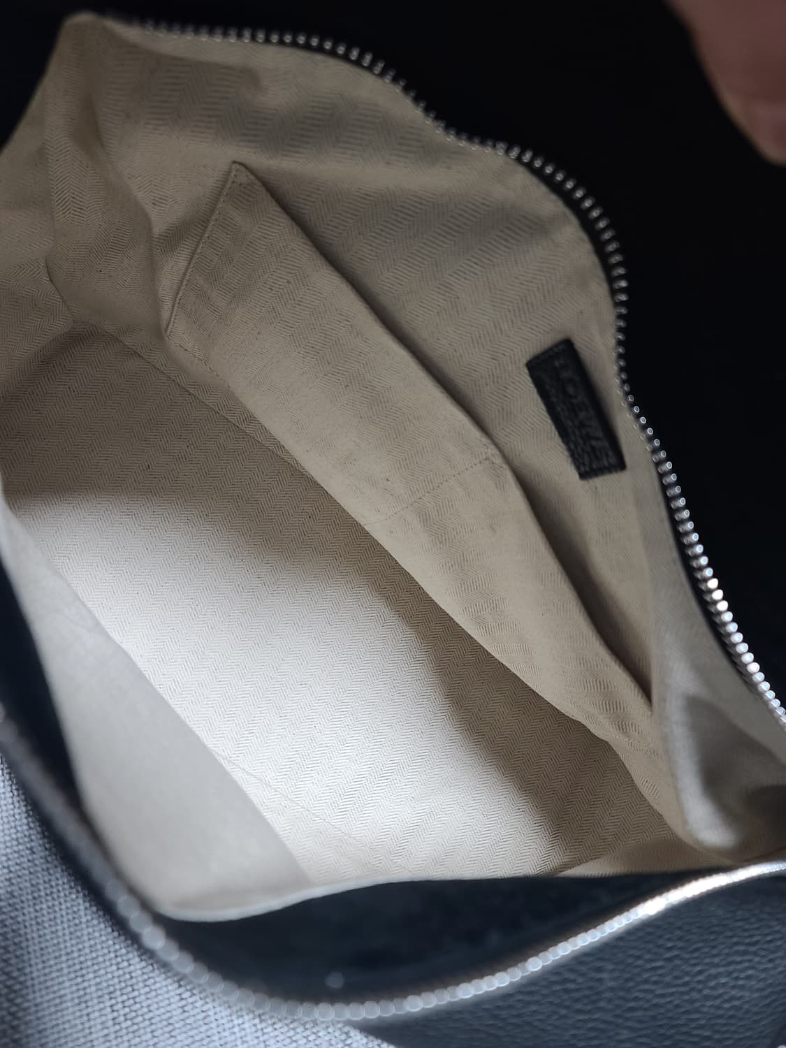 로에베 퍼즐백 그레인레더 블랙 라지 L 토트백 크로스백 탑핸들백 상품이미지5