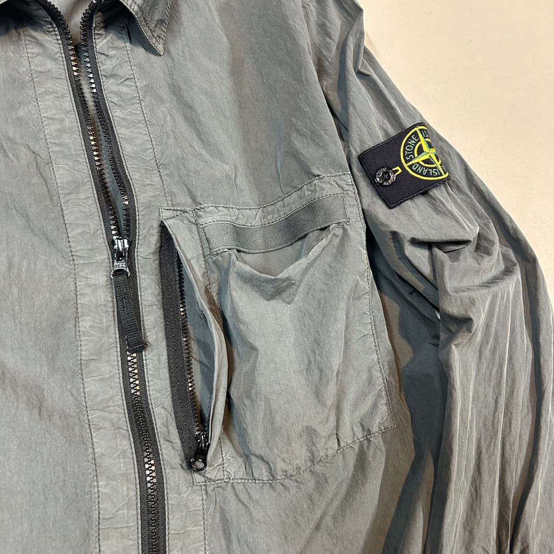 L) 스톤아일랜드 올드이펙트 오버셔츠 자켓 그레이 상품이미지2
