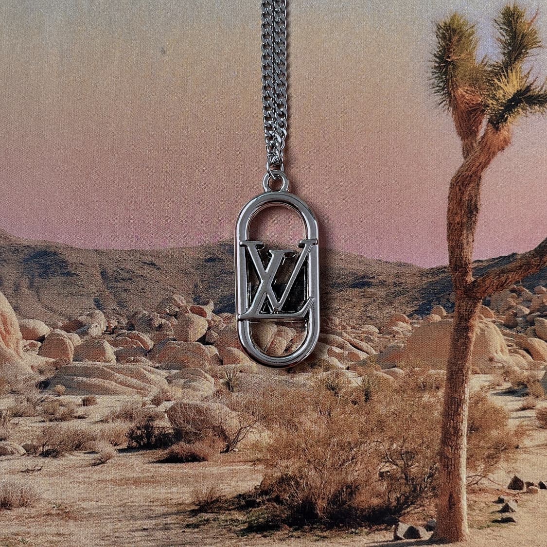 루이비통 더블 프레임 클립 목걸이 상품이미지4