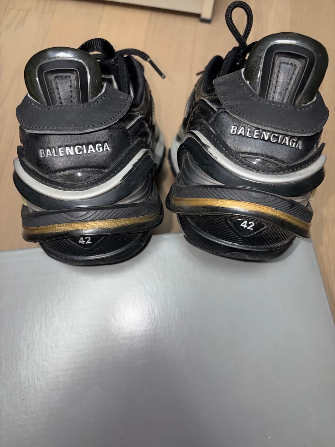 발렌시아가 타이렉스 (42) 블랙 그레이 상품이미지4