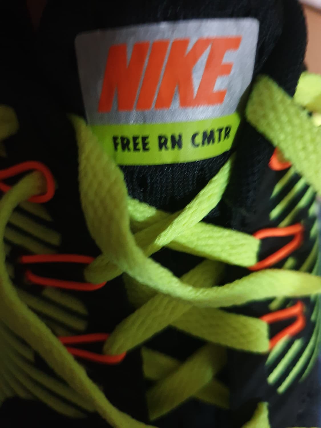 나이키 프리런 CMTR 블랙&형광 런닝화 (240) 상품이미지6