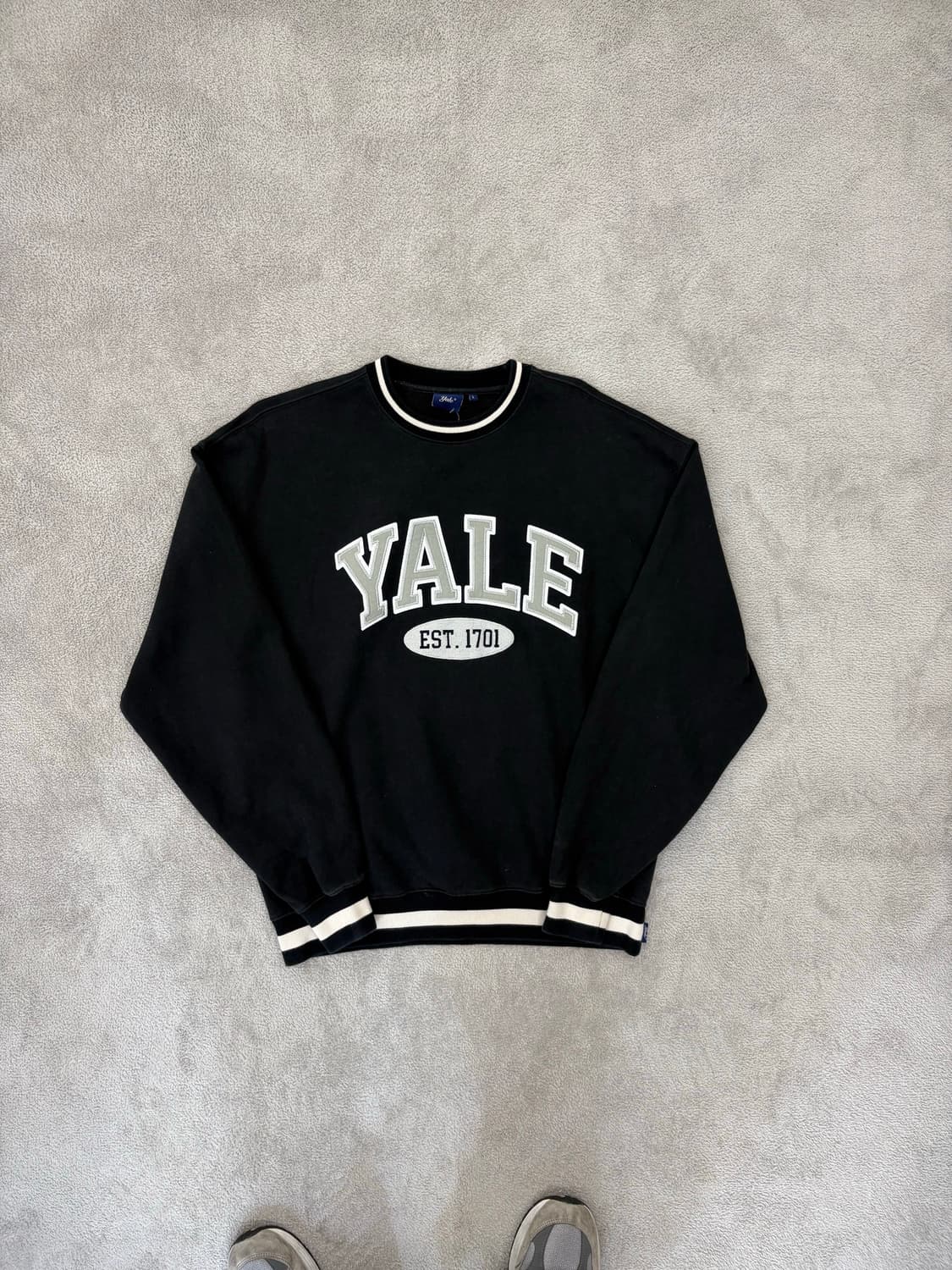 YALE 맨투맨 상품이미지1