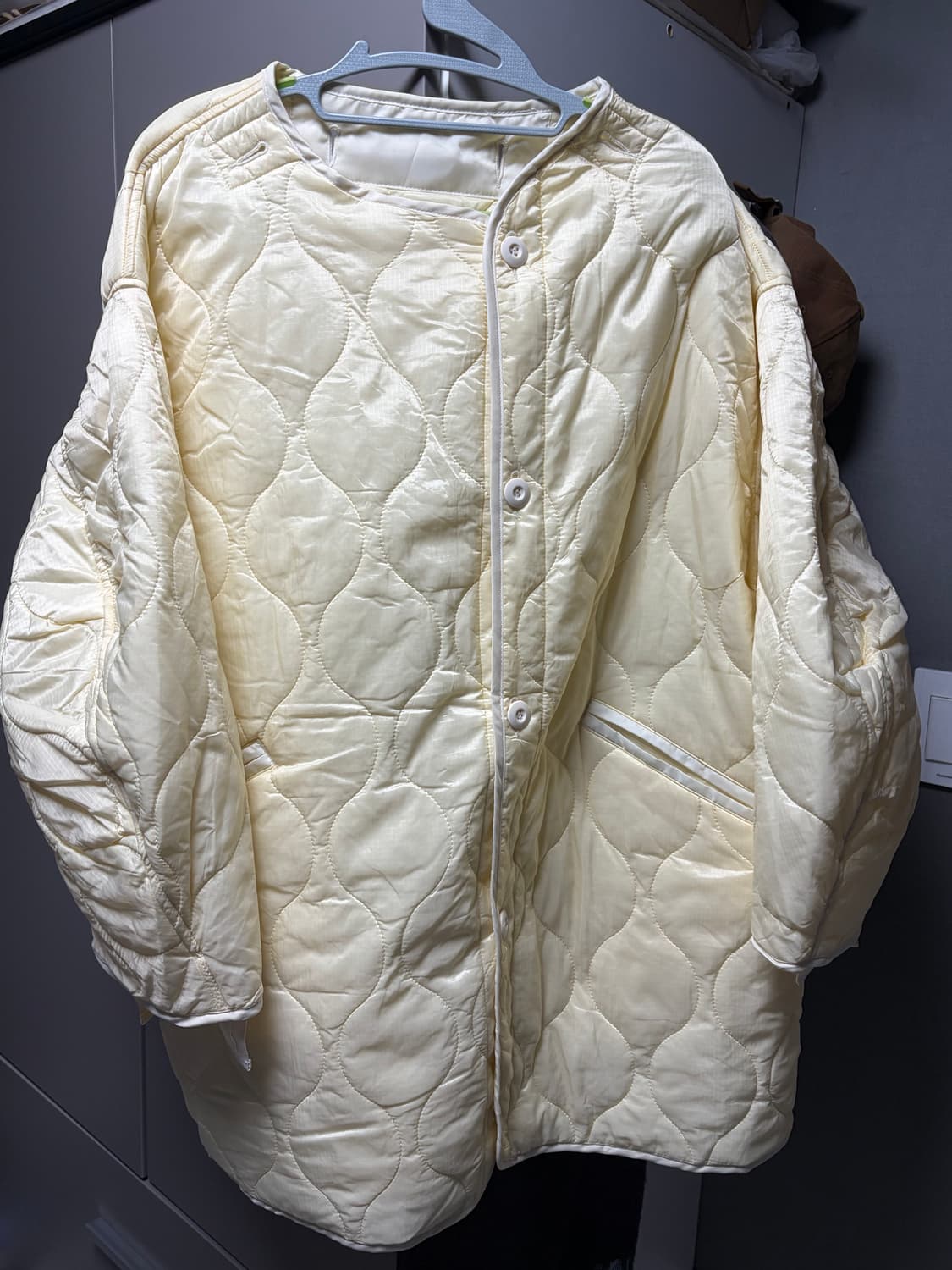 프릭스스토어 25FW m65 오프화이트 f사이즈 새제품 판매합니다. 상품이미지5