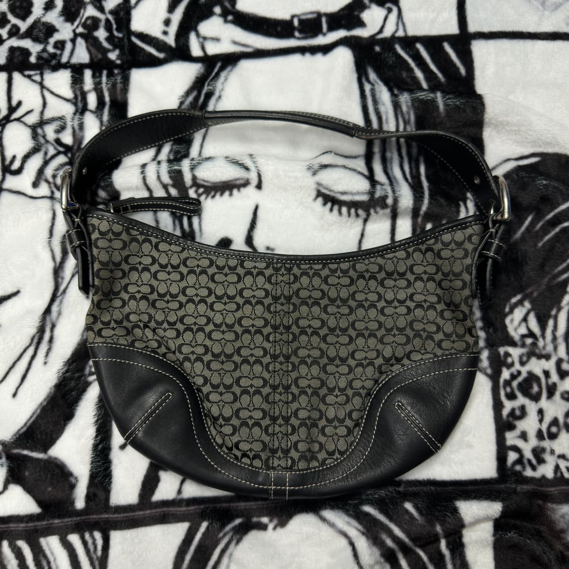 코치 시그니처 빈티지 호보백 상품이미지2