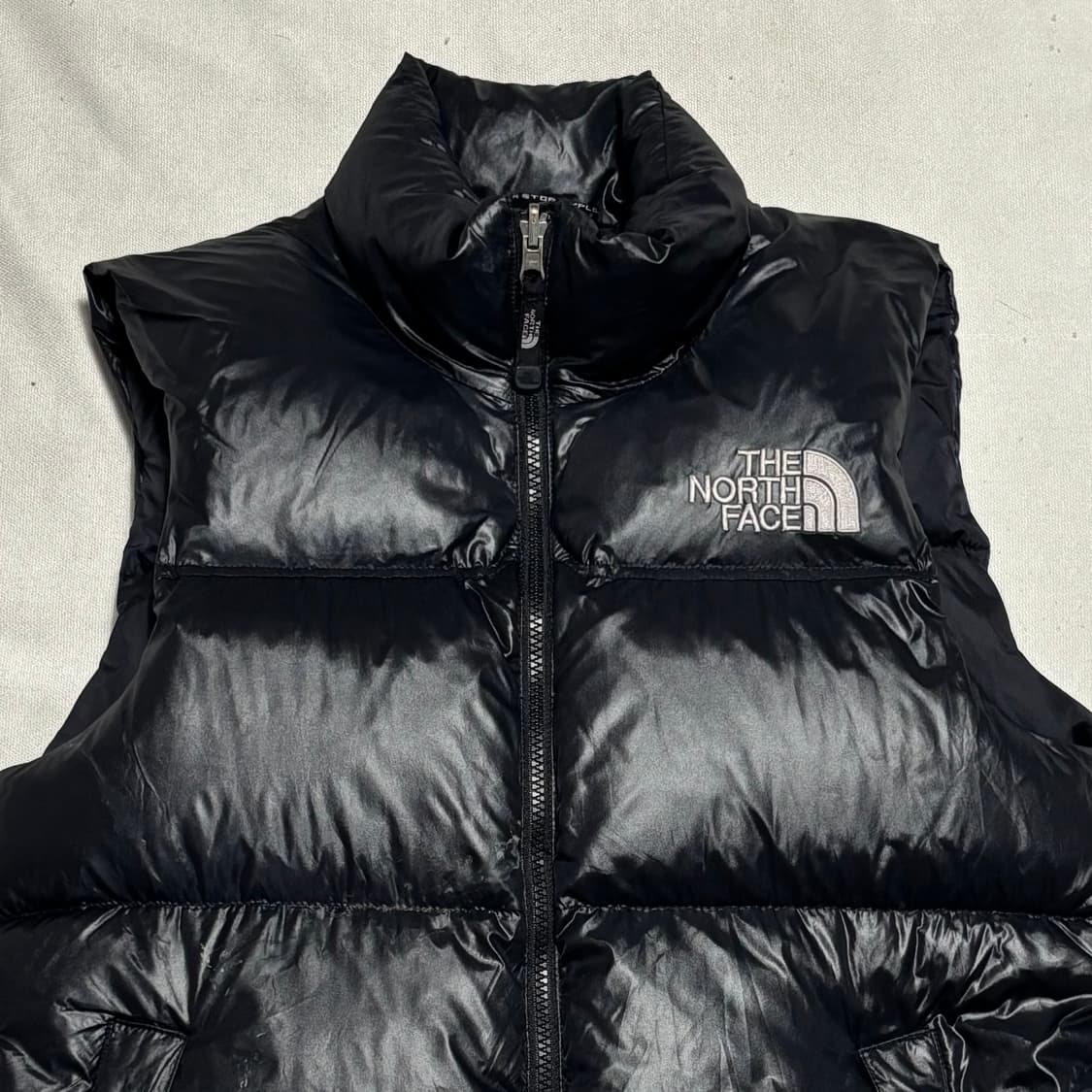 90 노스페이스 700 눕시 유광 패딩 베스트 상품이미지1