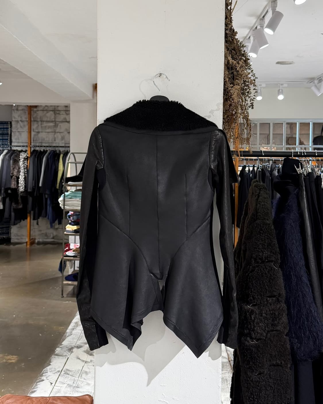 릭오웬스 블랙 시어링 램스킨 레더 바이커 자켓 상품이미지6