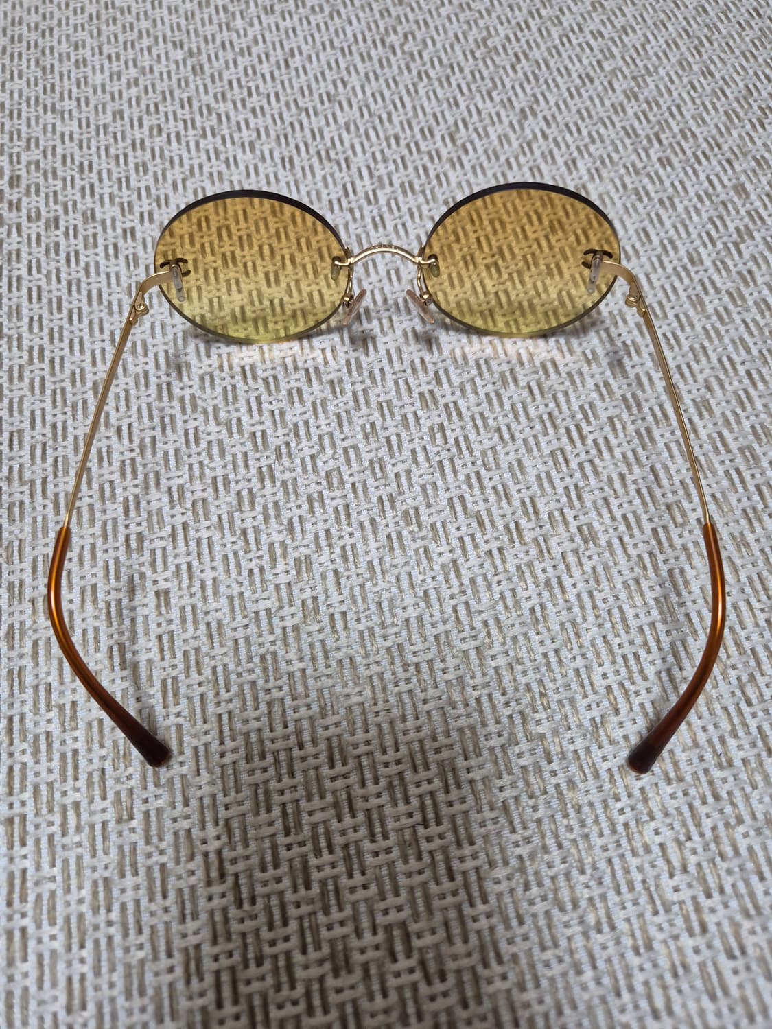 (정품) 샤넬 틴트 선글라스 옐로우 금장 선글라스 무테선글라스 상품이미지3