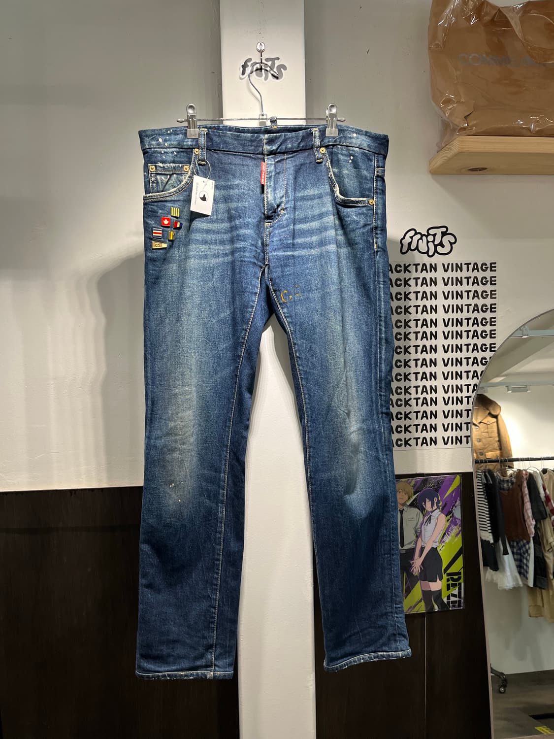 디스퀘어드2 멀티플래그 뱃지 데님팬츠 상품이미지1