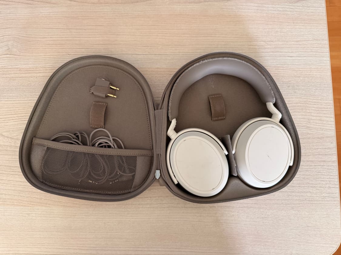 젠하이저 모멘텀 4 무선 헤드폰 팝니다 상품이미지1