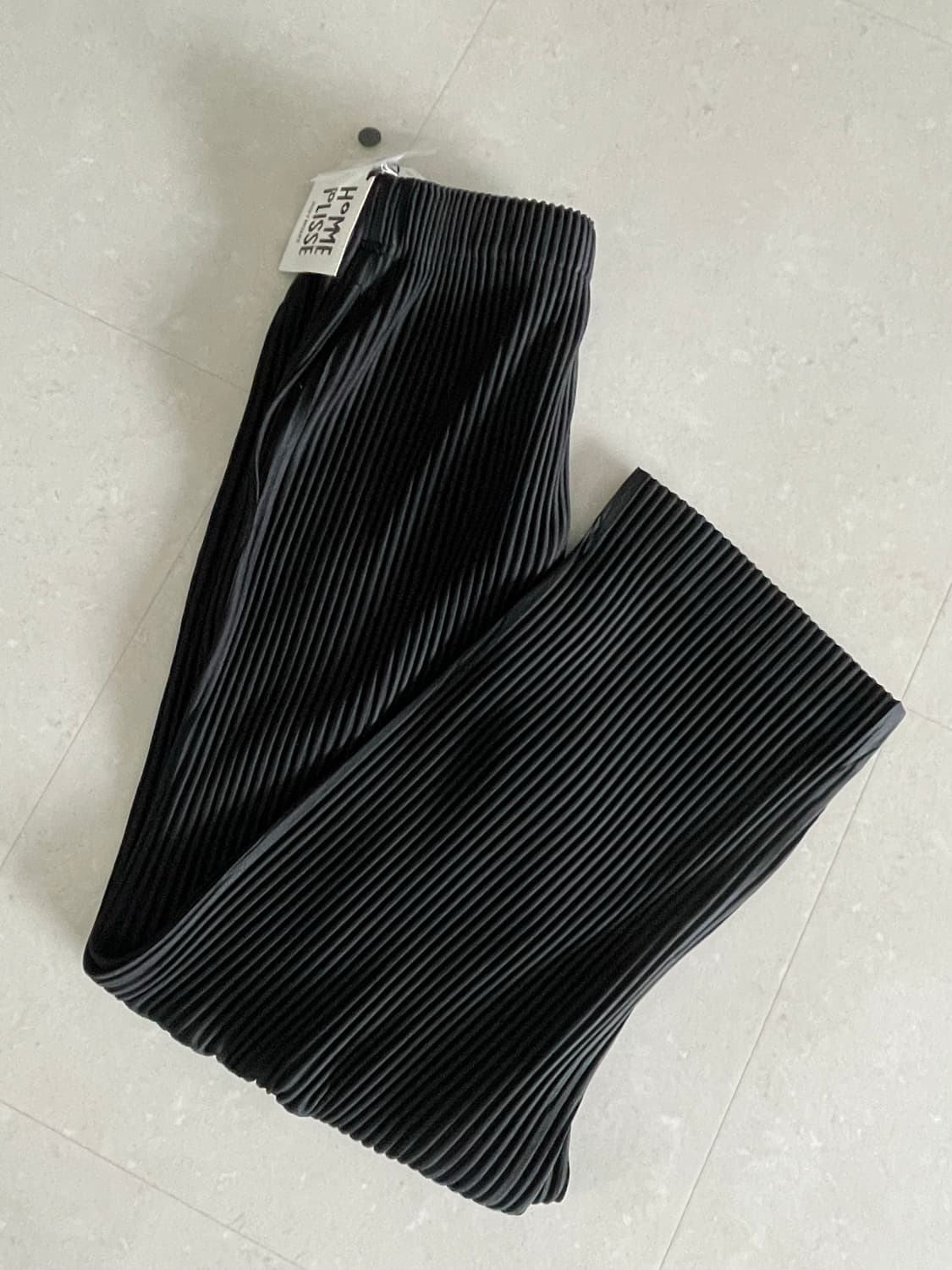 옴므플리세 플리츠팬츠 jf172 블랙 1사이즈 새상품 상품이미지2