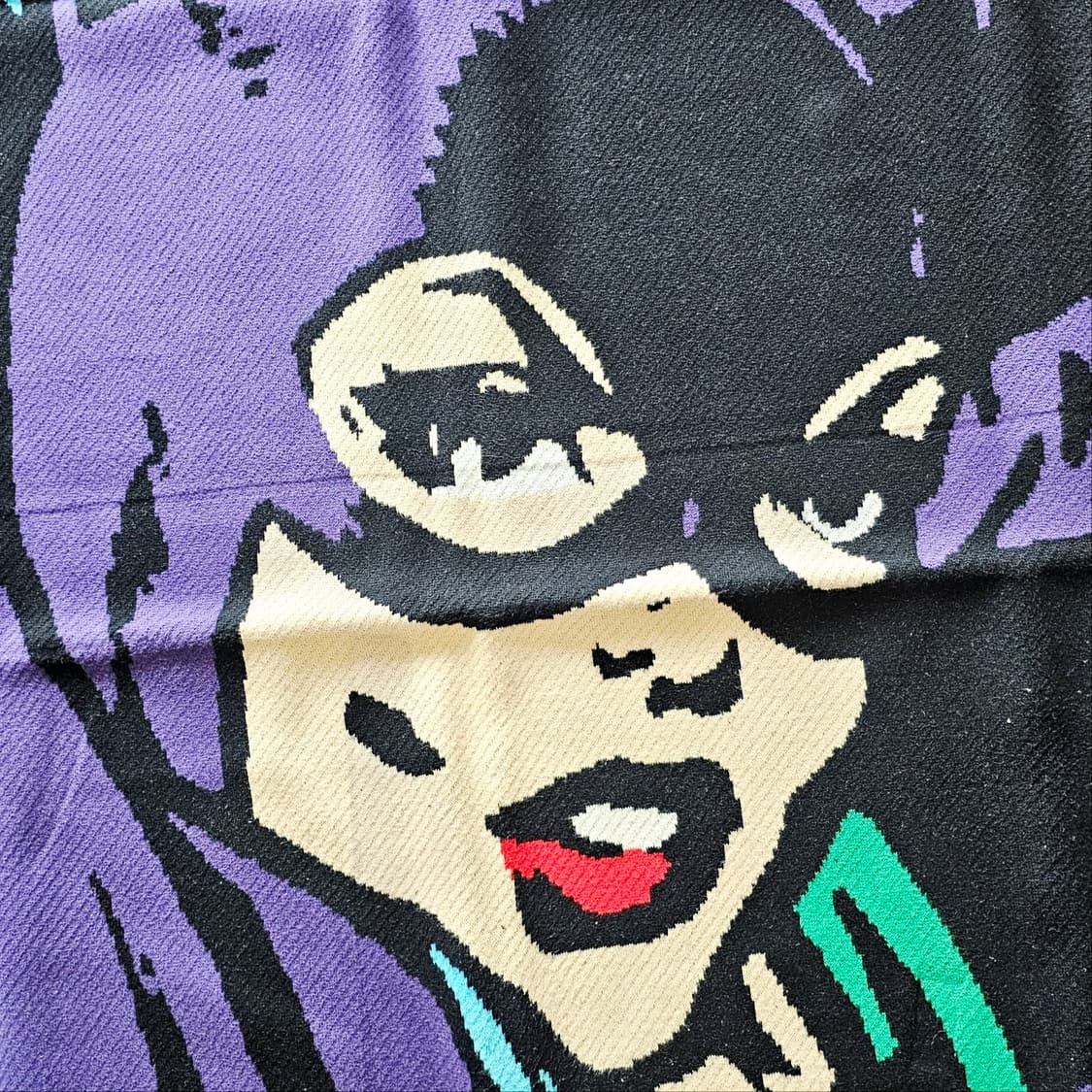 새제품 DollsKill X DC 캣우먼 담요 벽걸이 대형 러그 인테리어 상품이미지3