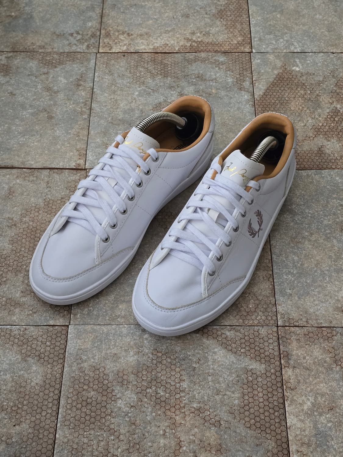 (250)프레드페리 호프만 레더 화이트 상품이미지1