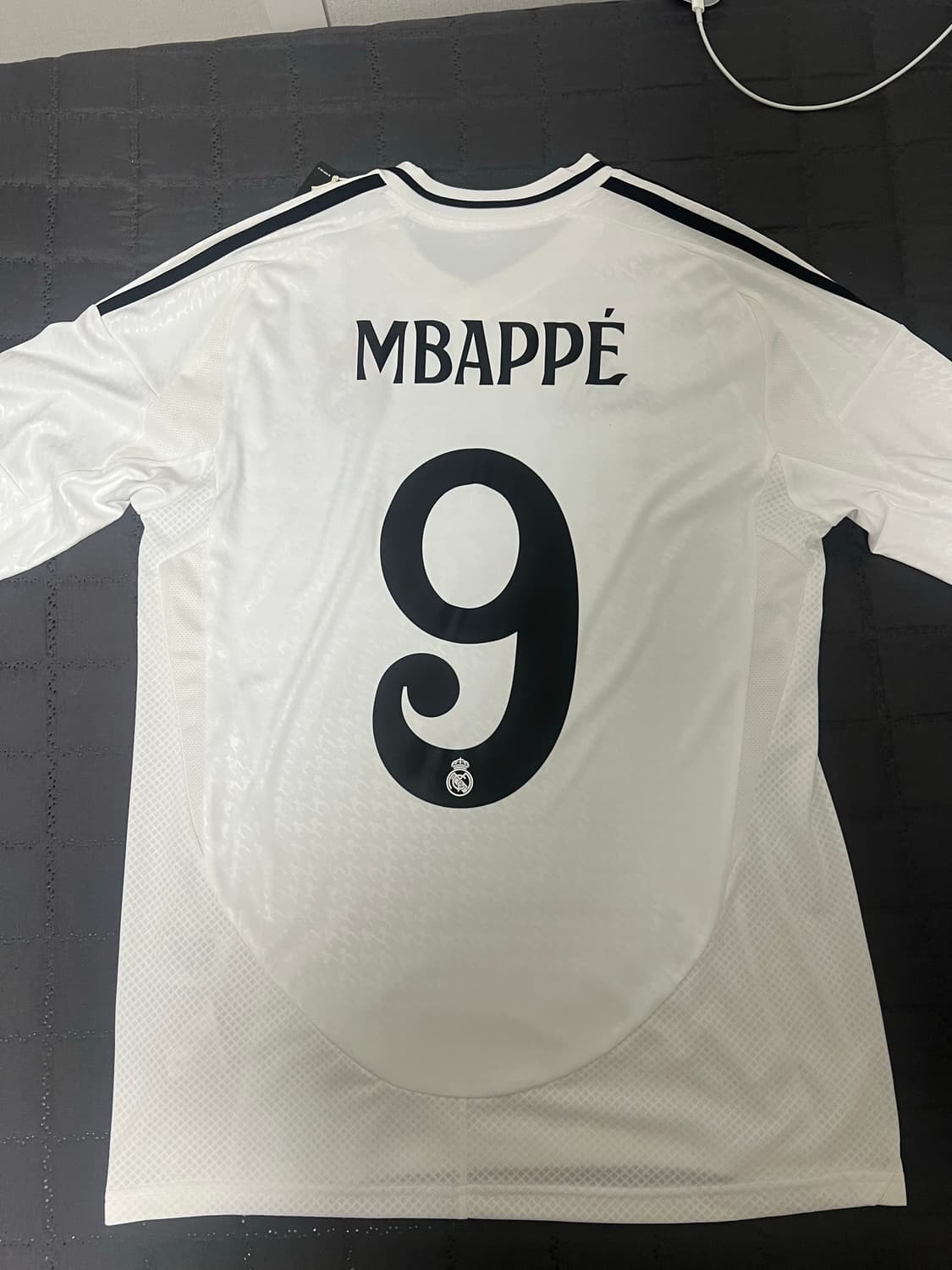 레알마드리드 아디다스 24/25 긴팔져지 (음바페 마킹, 택 제거X) 상품이미지2