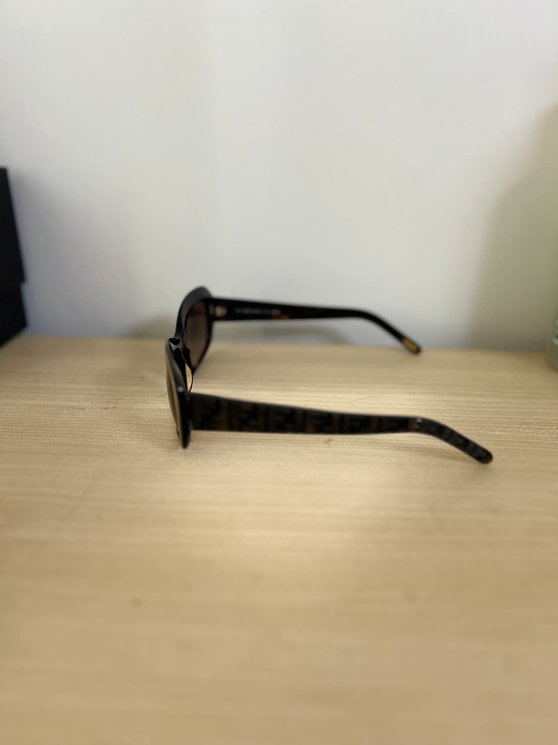 펜디 2010년대 선글라스 상품이미지2