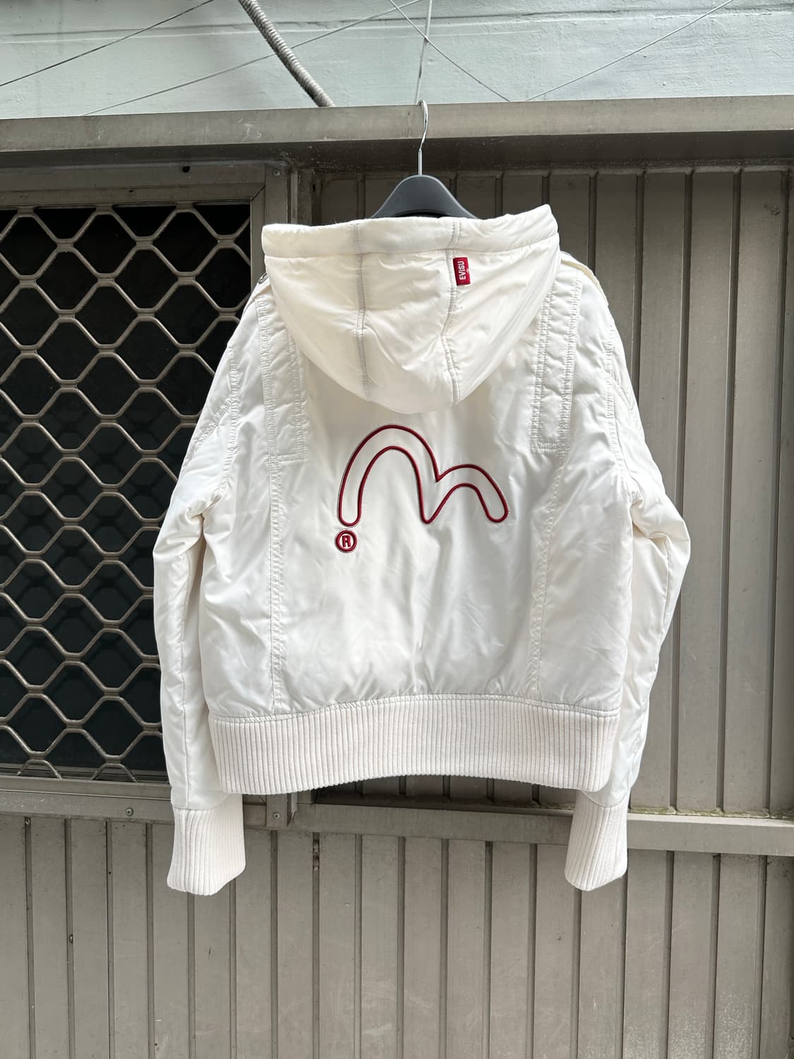 EVISU white padding bomber  상품이미지2