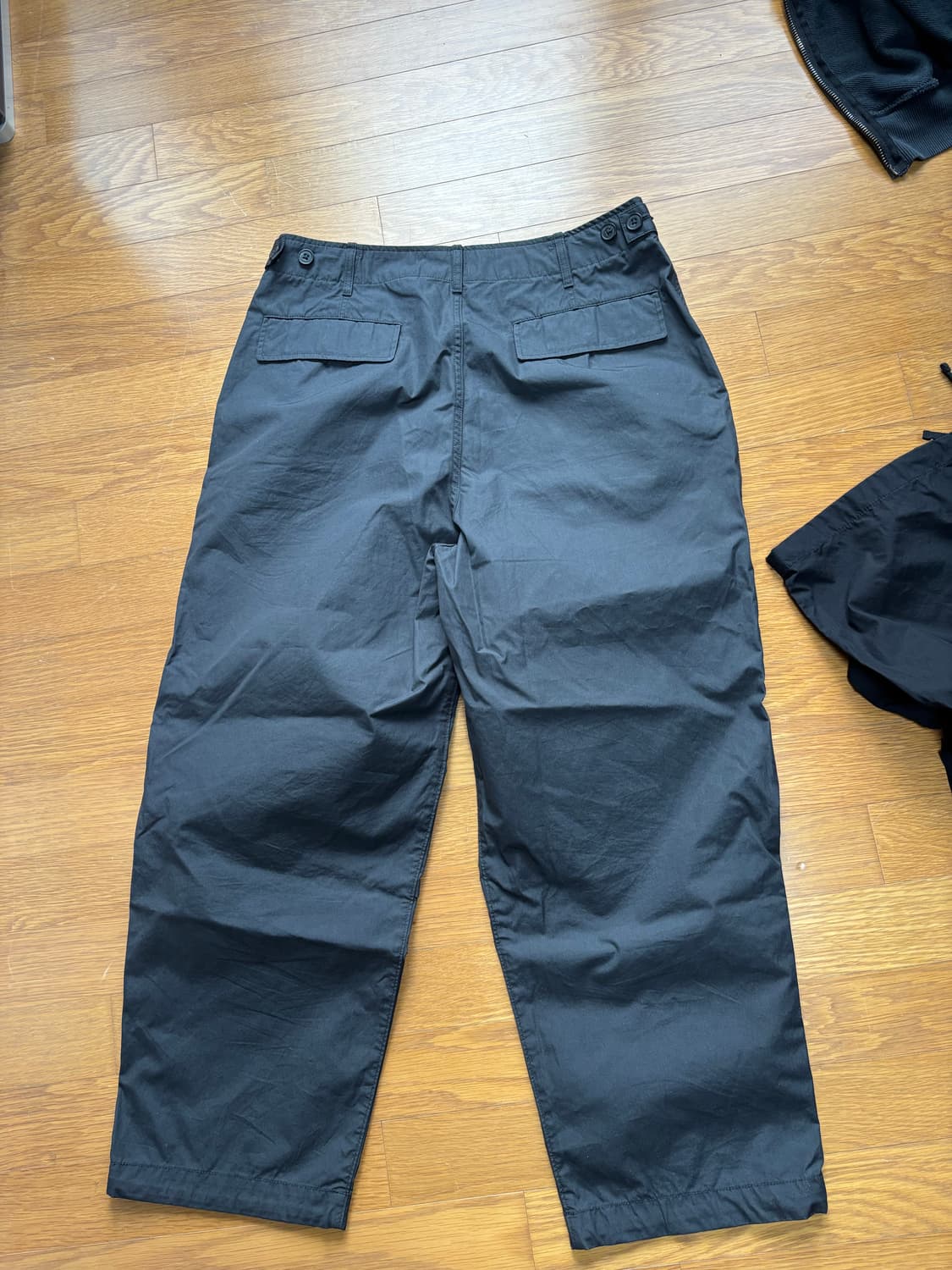 유니클로u 파라슈트 85 상품이미지2