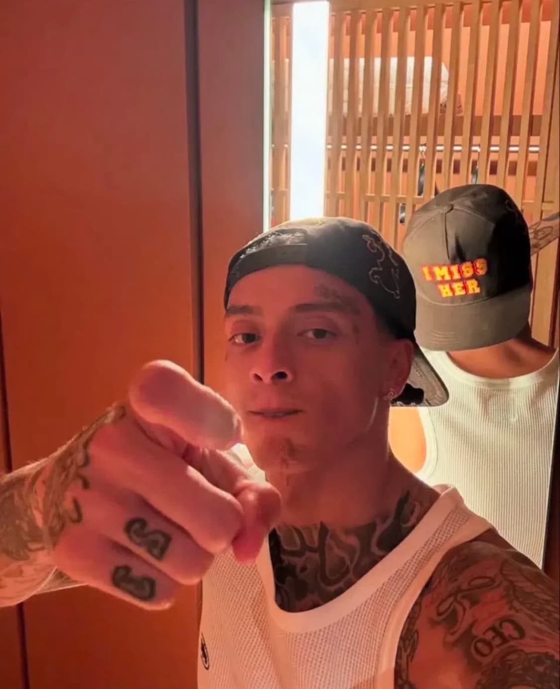 (새상품) 코르테이즈 탱크탑 나시 블랙 M 상품이미지2