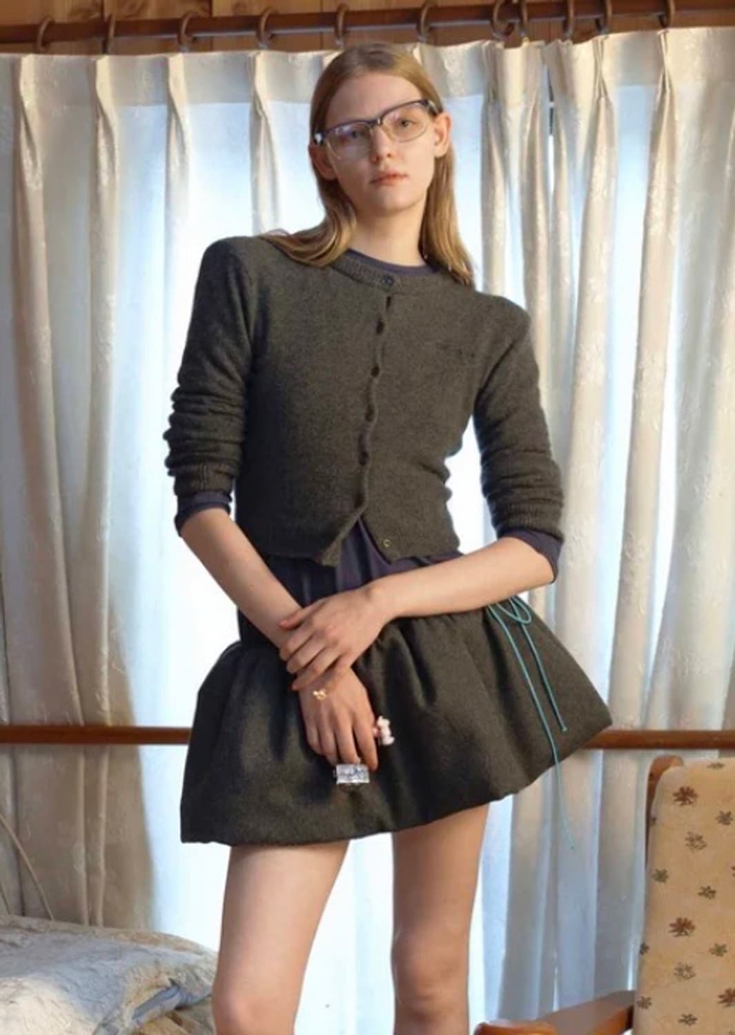 Ans dotsloevner SHOULDER DARDIGAN KNIT 상품이미지5