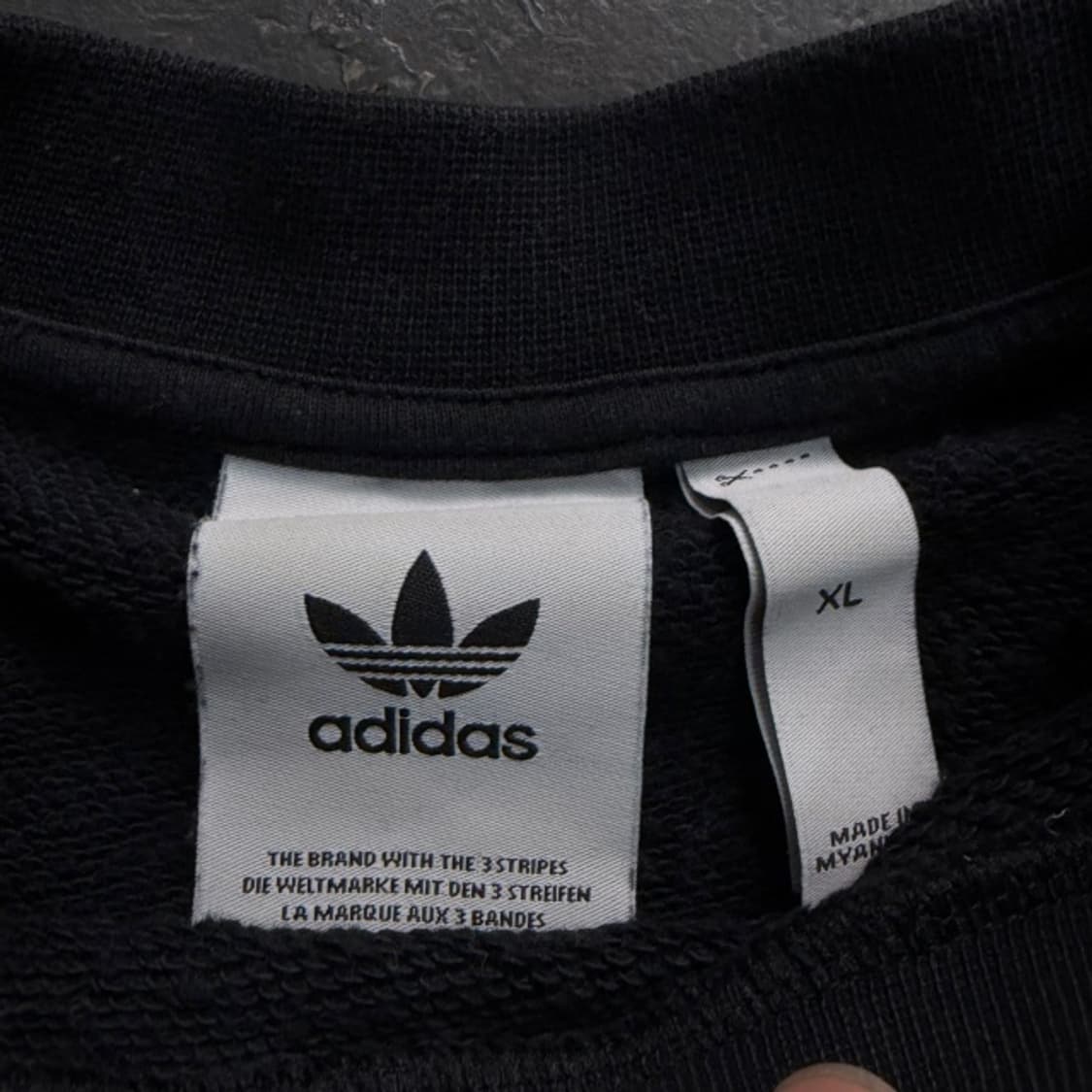 105 아디다스 맨투맨  상품이미지3